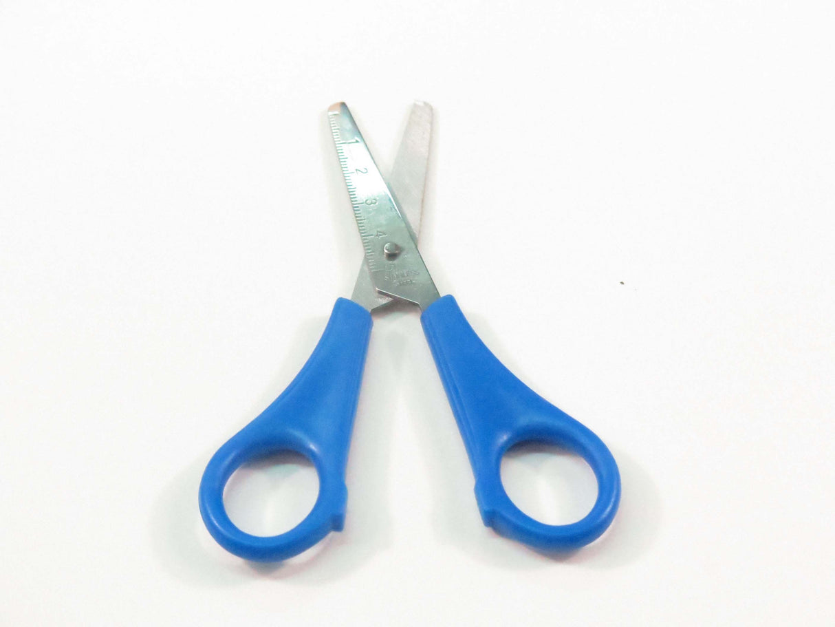 S01002 5 1/4" SCISSOR GRADUATED