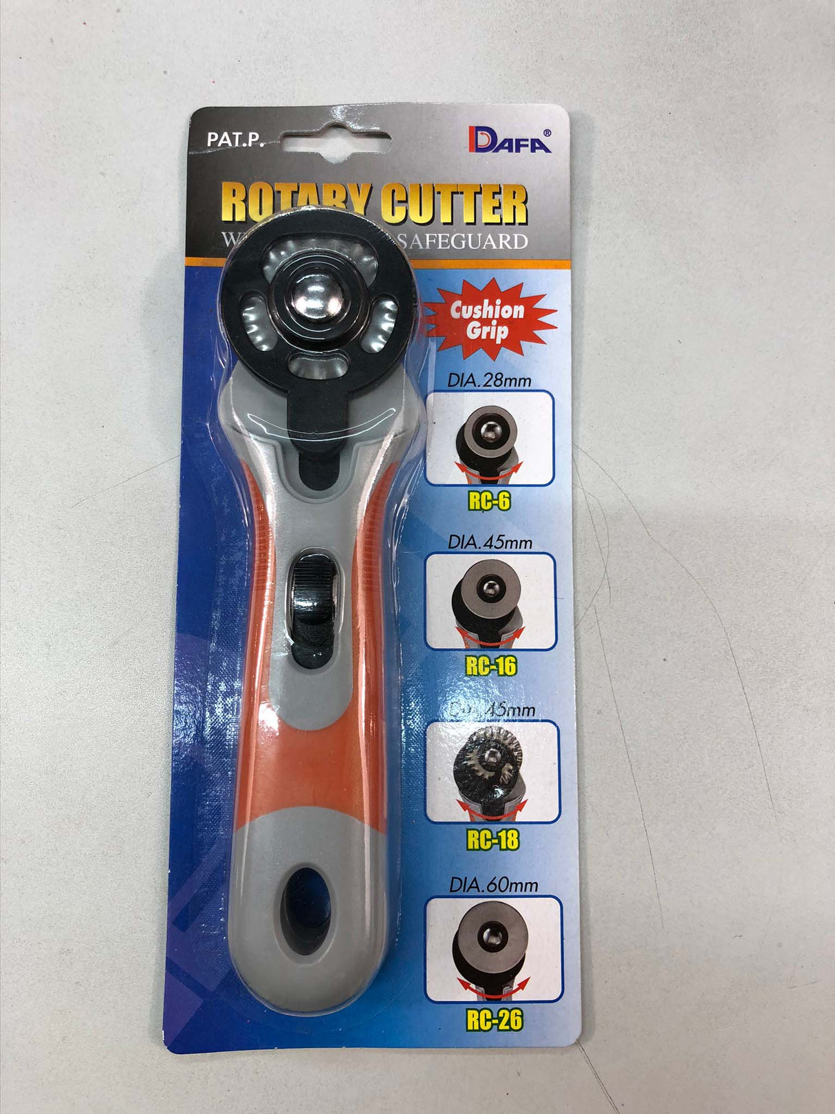 RC-18 ROLLER CUTTER 45mm SOFT GRIP